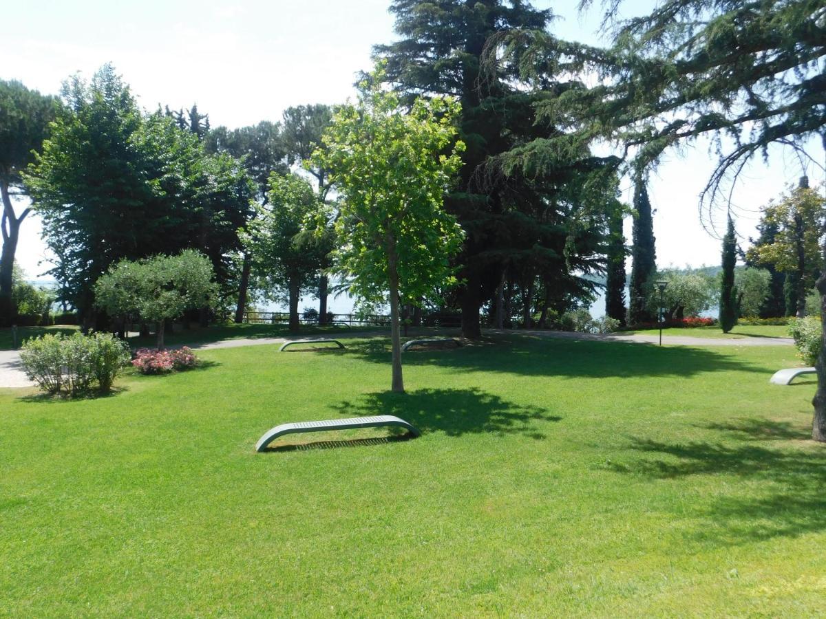 Appartamento Lato soleggiato @Gardazzurro Padenghe sul Garda Esterno foto