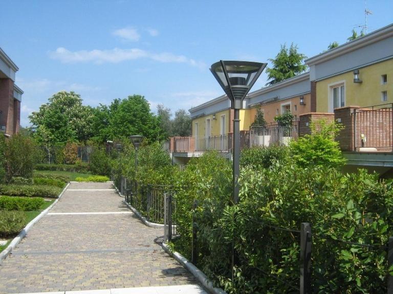 Appartamento Lato soleggiato @Gardazzurro Padenghe sul Garda Esterno foto