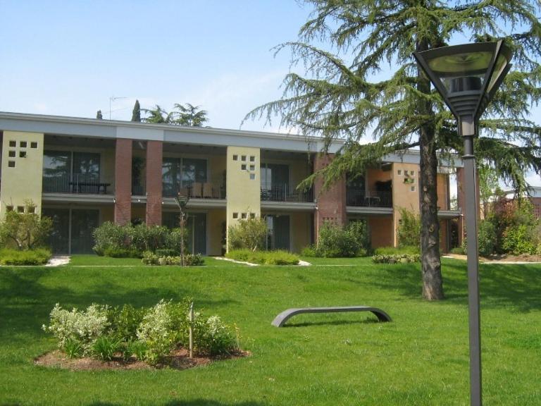 Appartamento Lato soleggiato @Gardazzurro Padenghe sul Garda Esterno foto