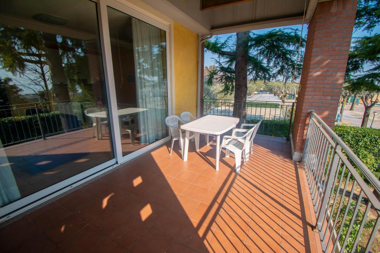 Appartamento Lato soleggiato @Gardazzurro Padenghe sul Garda Esterno foto