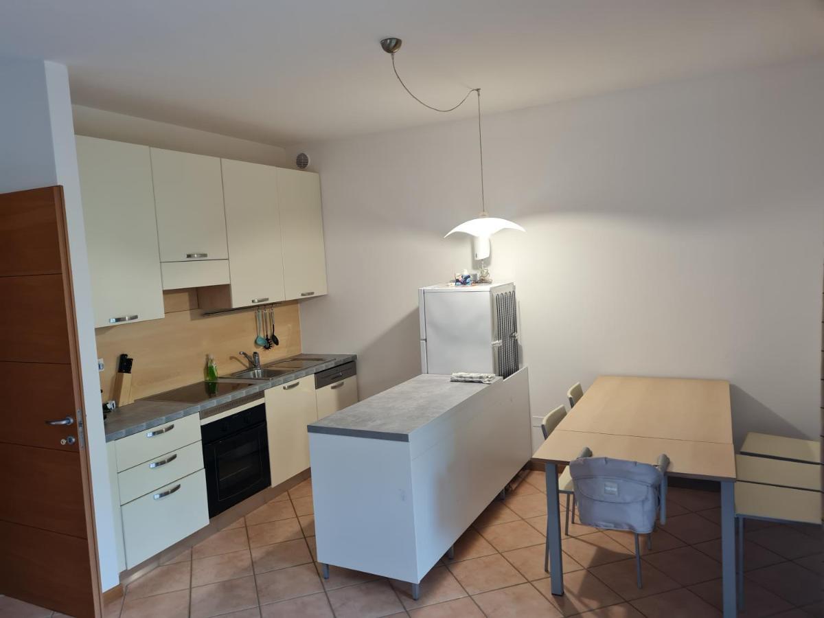 Appartamento Lato soleggiato @Gardazzurro Padenghe sul Garda Esterno foto